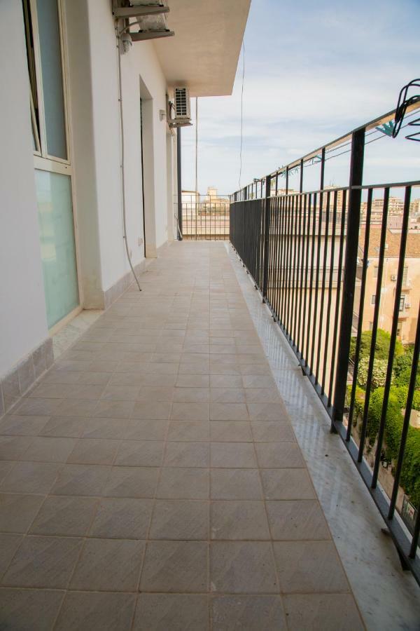B&B Attico 160 Κατάνια Εξωτερικό φωτογραφία
